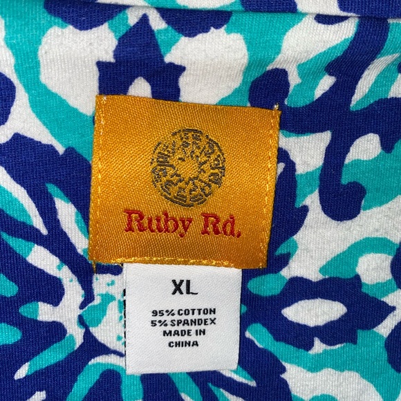 Top - Picture 3 of 3